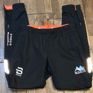 Trail running sweats from Dehlie. Size large